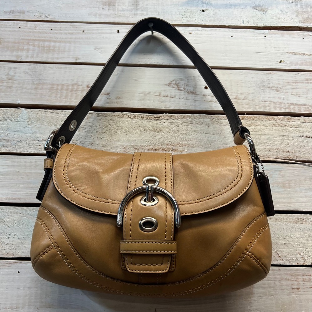 Coach F12300 Soho Buckle Flap‎ Leather Shoulder Bag Tan Y2K Vintage Purse